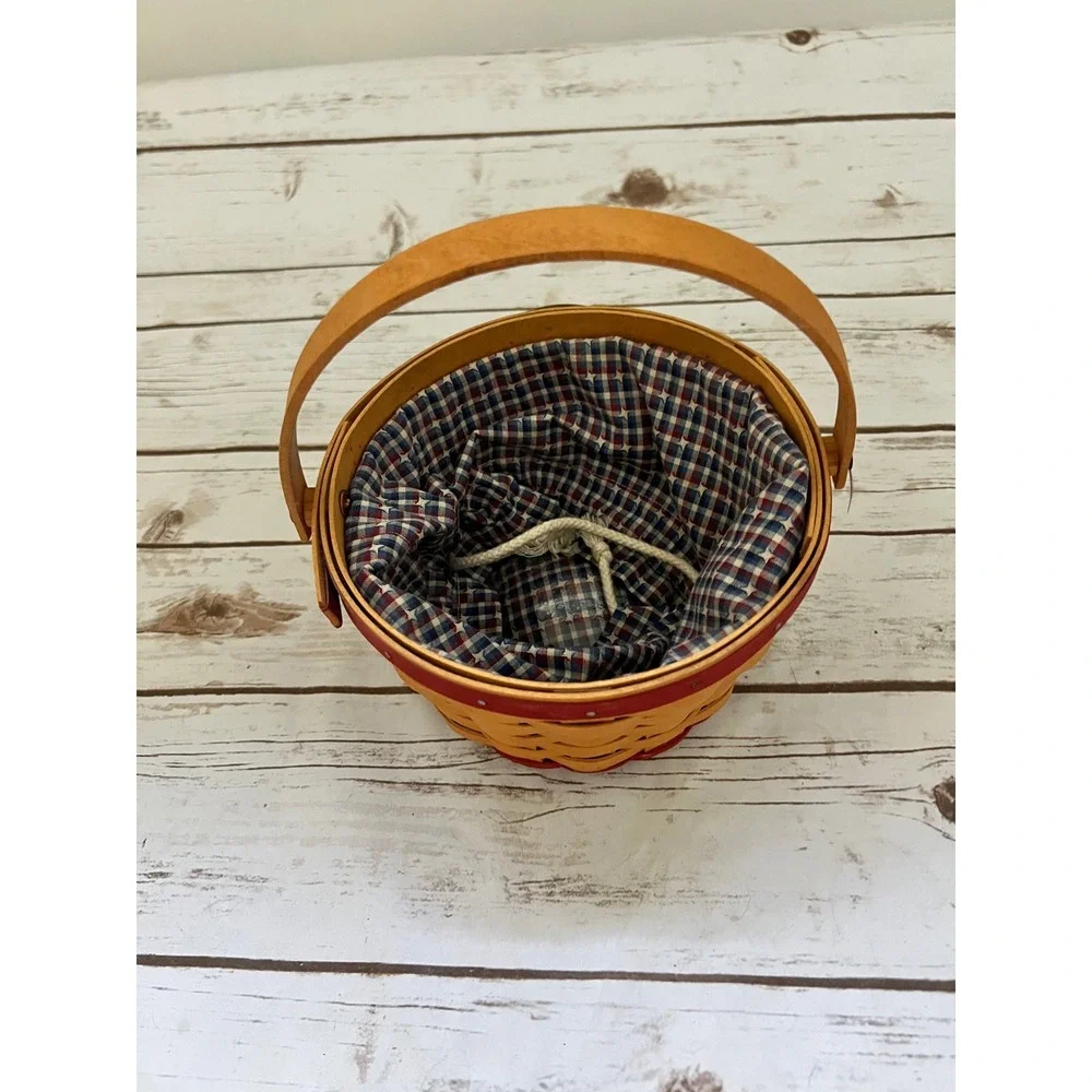 Longaberger Woven Memories Basket 2002 Red Natural Star Liner Small 7.5in